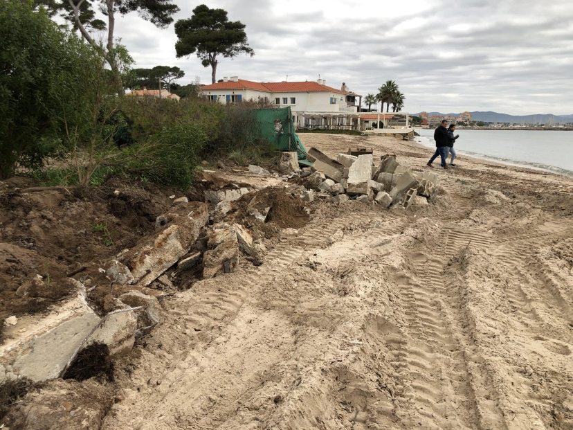 Cloture en bord de mer